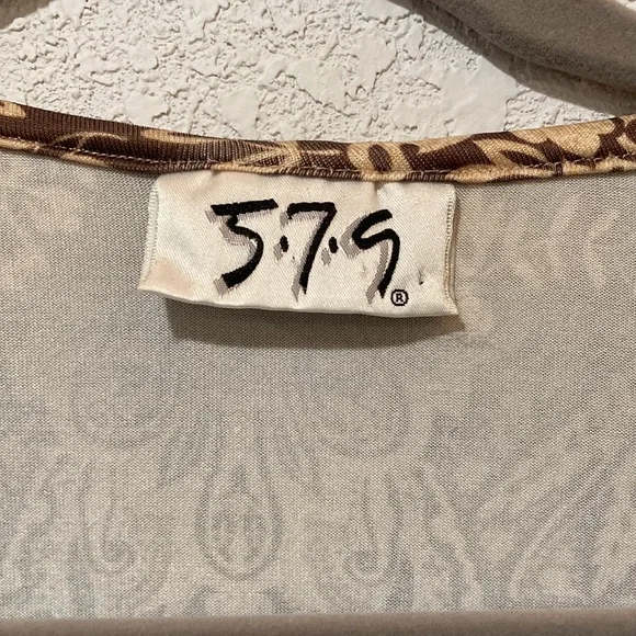 Pattern Top - Picture 4 of 5